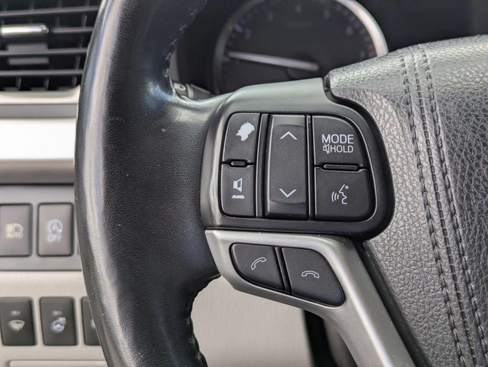 2018 Toyota Highlander Limited Platinum V6 AWD (Natl)