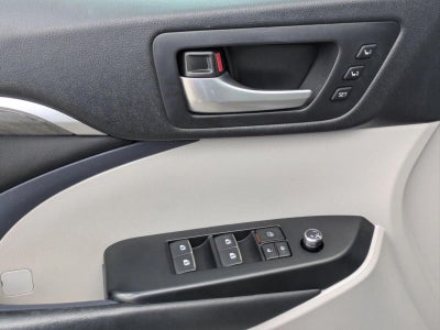2018 Toyota Highlander Limited Platinum V6 AWD (Natl)