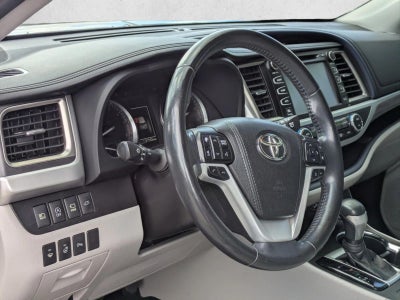 2018 Toyota Highlander Limited Platinum V6 AWD (Natl)
