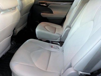 2022 Toyota Highlander Hybrid Platinum AWD (Natl)