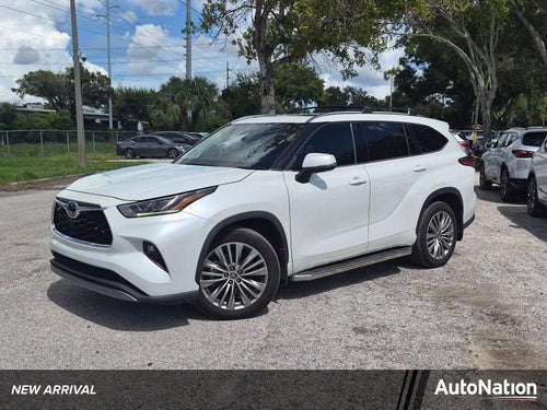 2022 Toyota Highlander Platinum AWD (Natl)