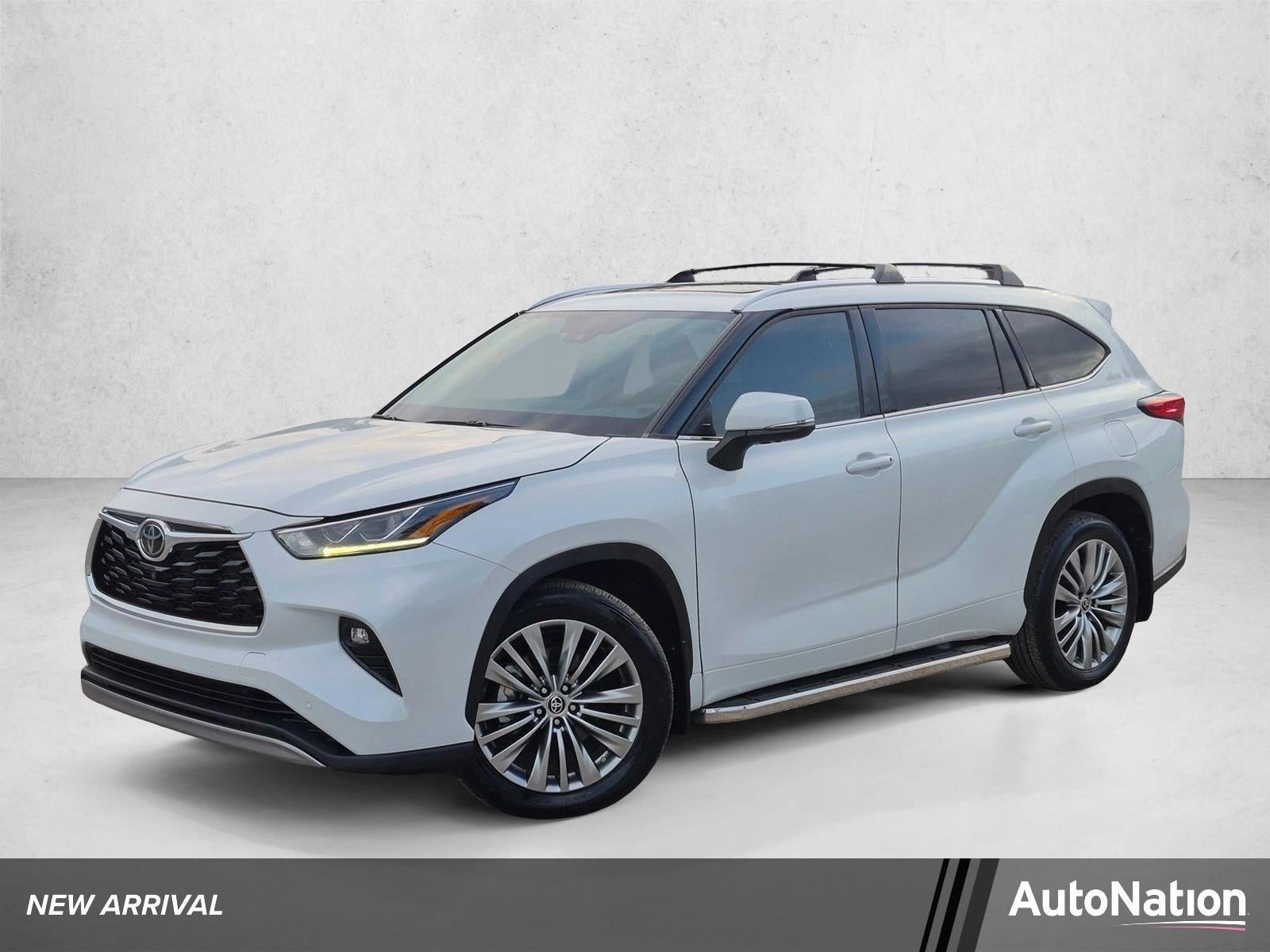 2022 Toyota Highlander Platinum AWD (Natl)