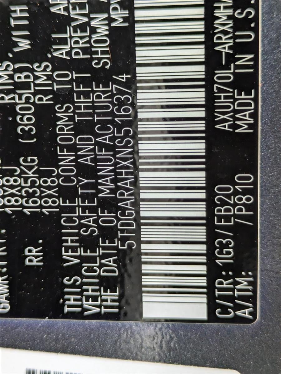 2022 Toyota Highlander Hybrid XLE FWD (Natl)