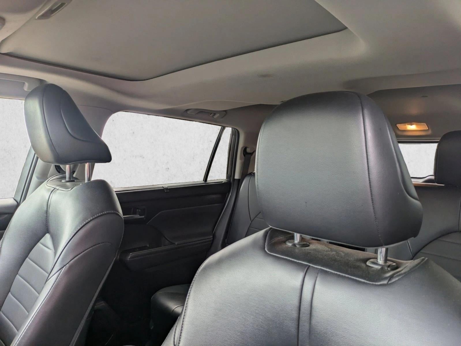 2022 Toyota Highlander Hybrid XLE FWD (Natl)