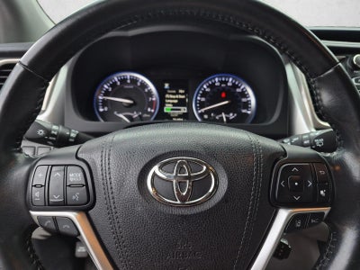 2017 Toyota Highlander XLE V6 AWD (Natl)