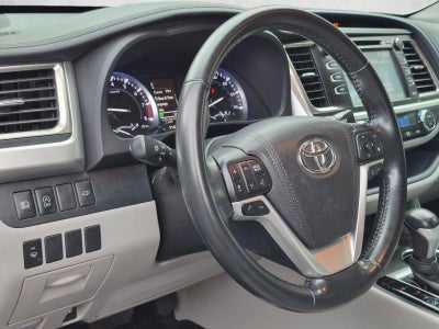2017 Toyota Highlander XLE V6 AWD (Natl)
