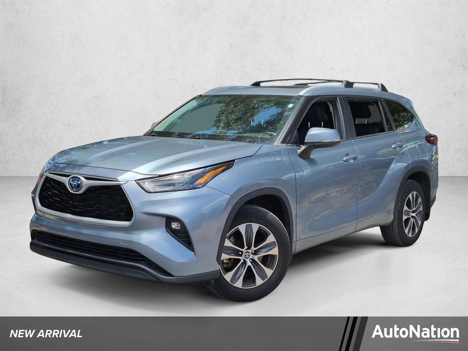 2023 Toyota Highlander Hybrid XLE AWD (Natl)