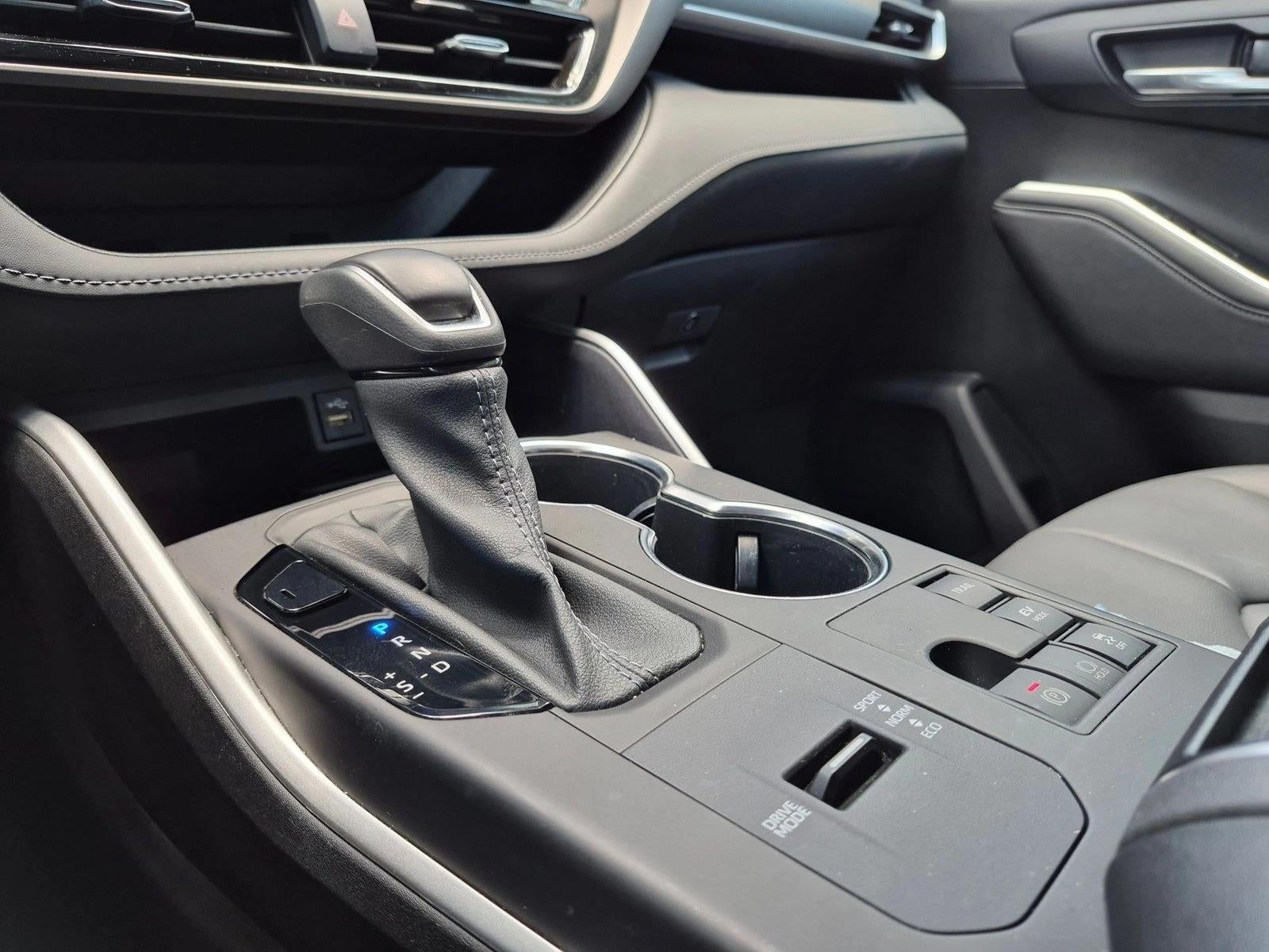 2023 Toyota Highlander Hybrid XLE AWD (Natl)