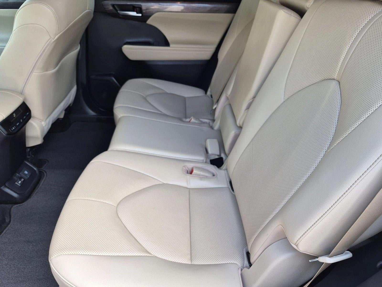 2023 Toyota Highlander Limited FWD (GS)