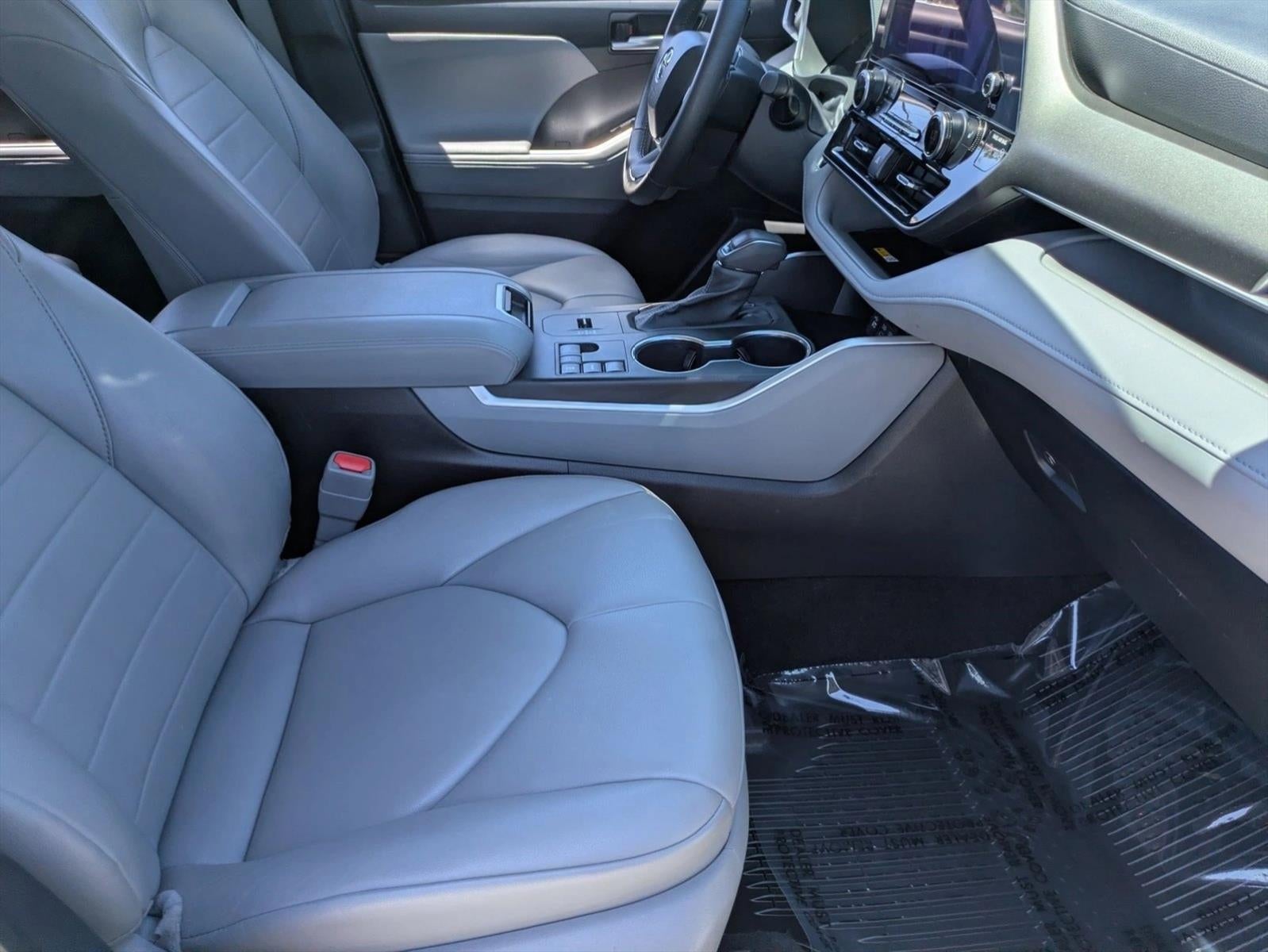2024 Toyota Highlander XLE FWD (Natl)