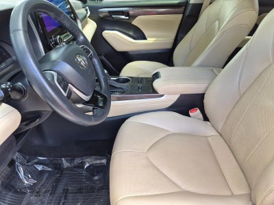 2023 Toyota Highlander Limited FWD (GS)