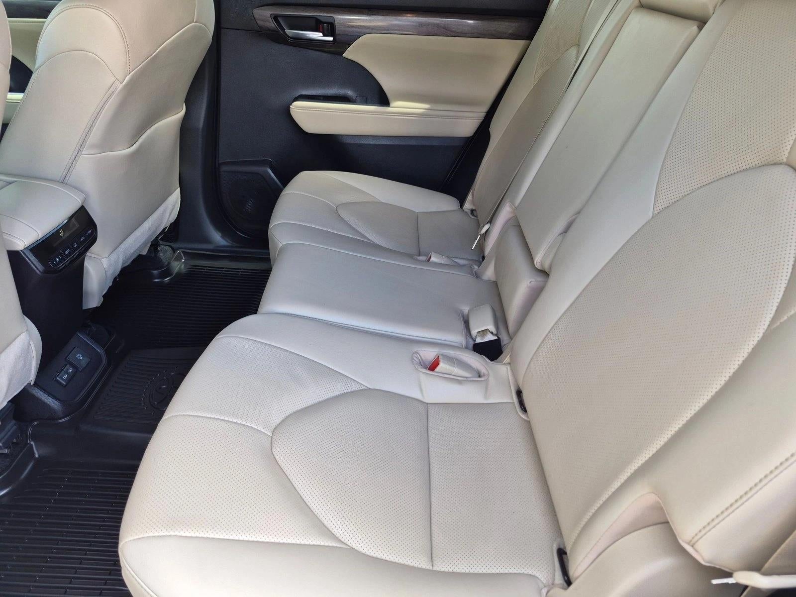 2023 Toyota Highlander Limited FWD (GS)