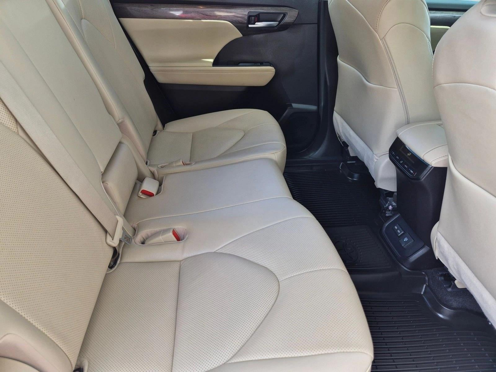 2023 Toyota Highlander Limited FWD (GS)