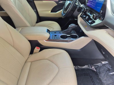2023 Toyota Highlander Limited FWD (GS)