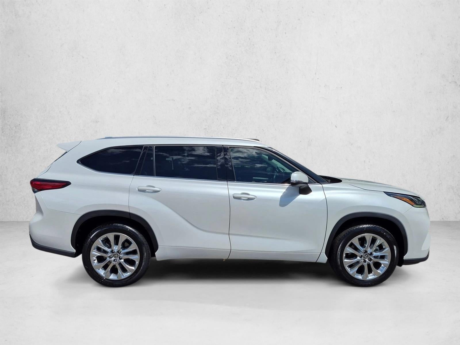 2023 Toyota Highlander Limited FWD (GS)