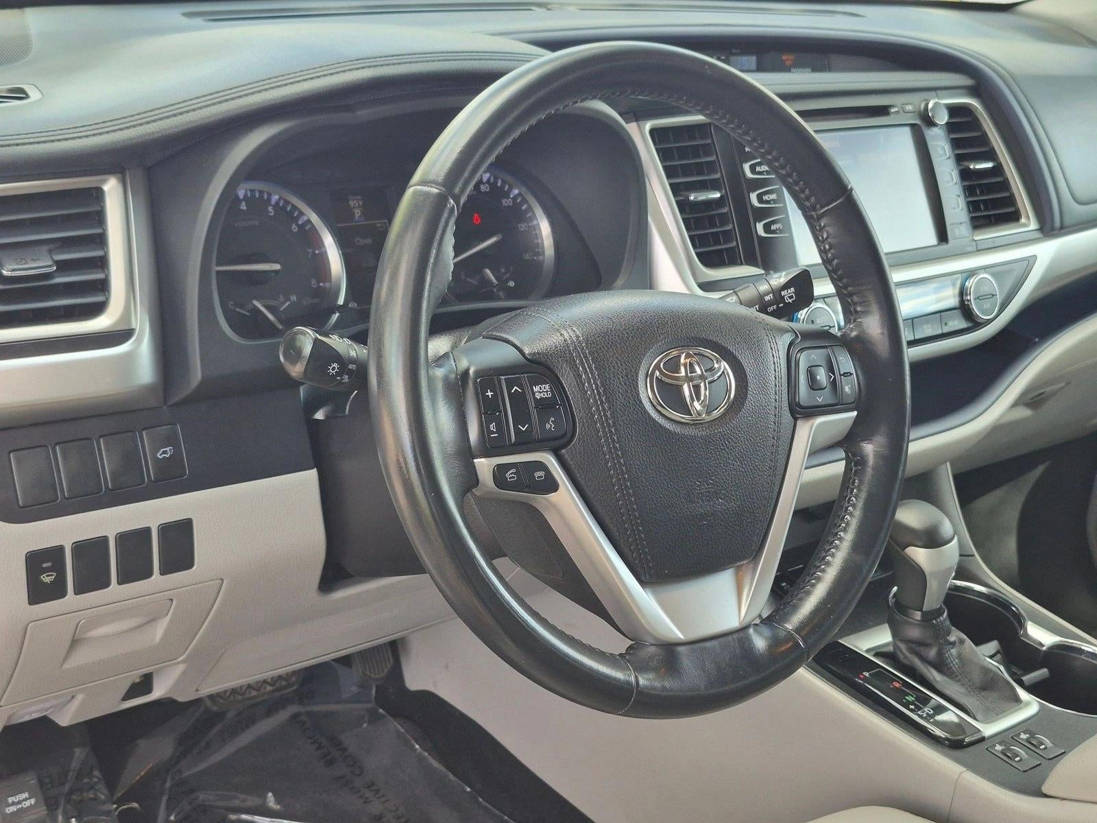 2015 Toyota Highlander FWD 4dr V6 XLE (Natl)