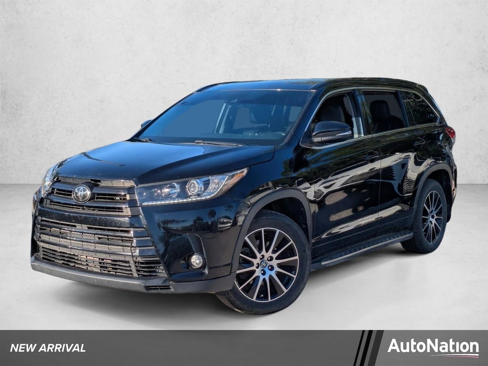2017 Toyota Highlander SE V6 FWD (Natl)