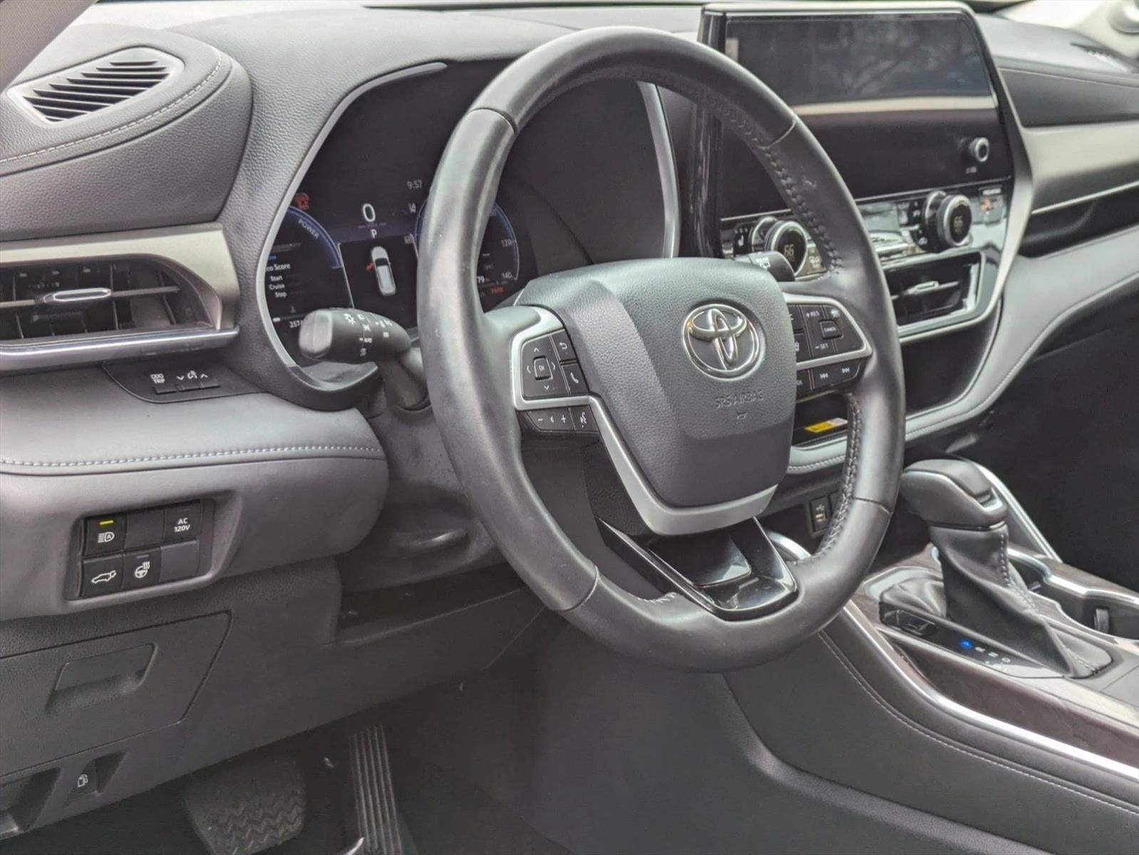 2023 Toyota Highlander Hybrid Limited AWD (Natl)