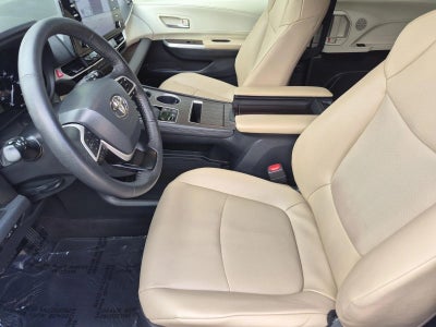 2023 Toyota Sienna XLE FWD 8-Passenger (Natl)