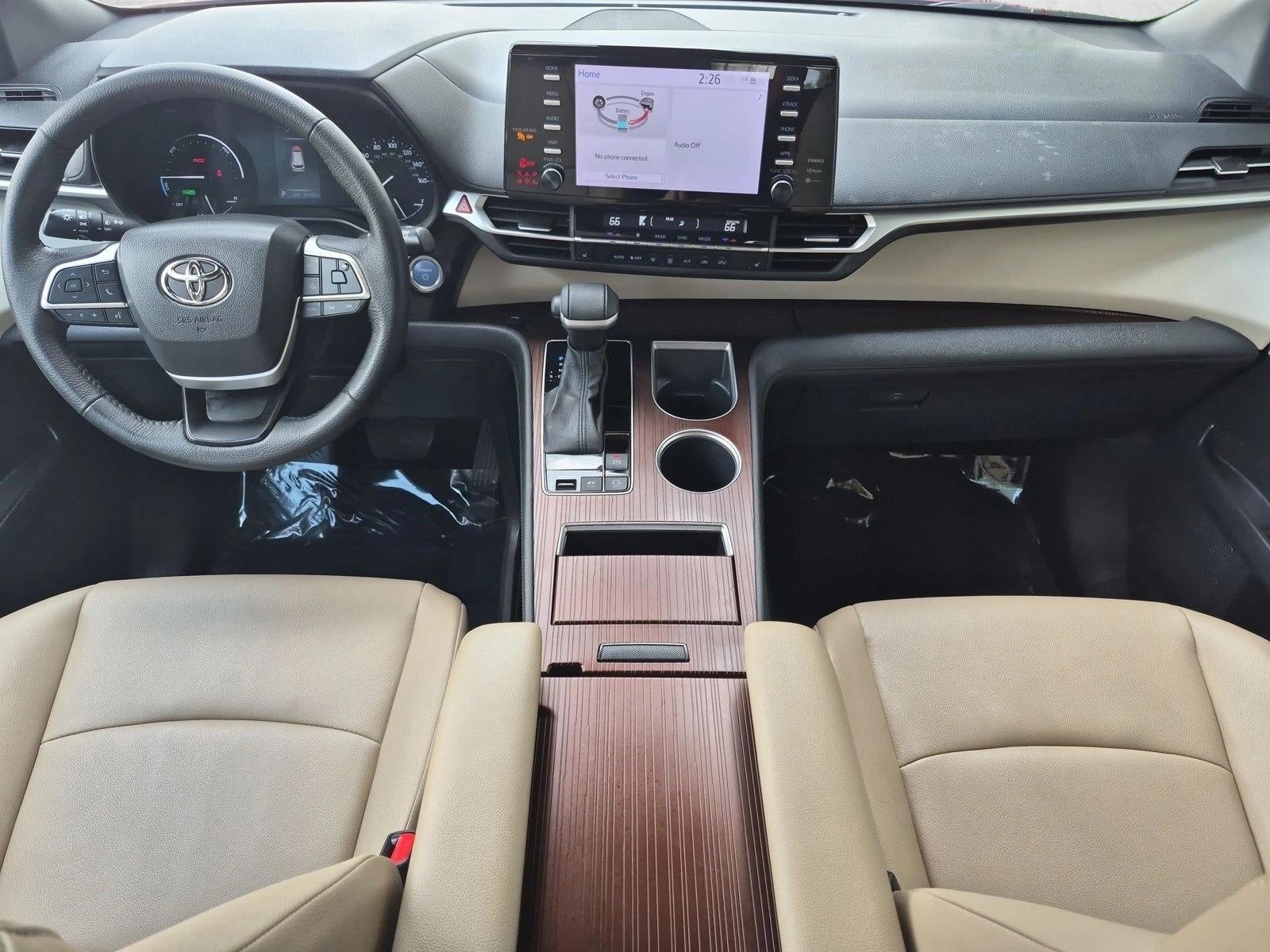 2023 Toyota Sienna XLE FWD 8-Passenger (Natl)