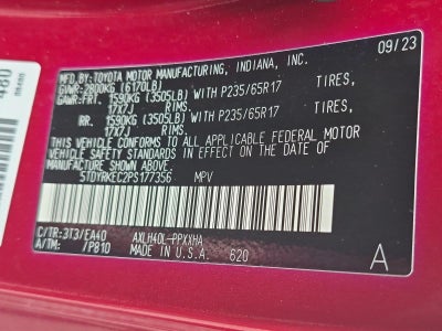 2023 Toyota Sienna XLE FWD 8-Passenger (Natl)