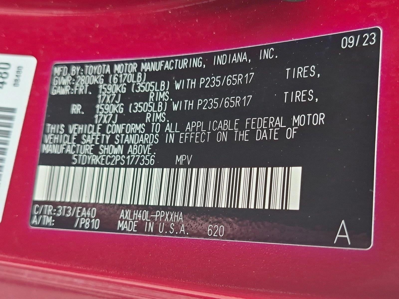 2023 Toyota Sienna XLE FWD 8-Passenger (Natl)