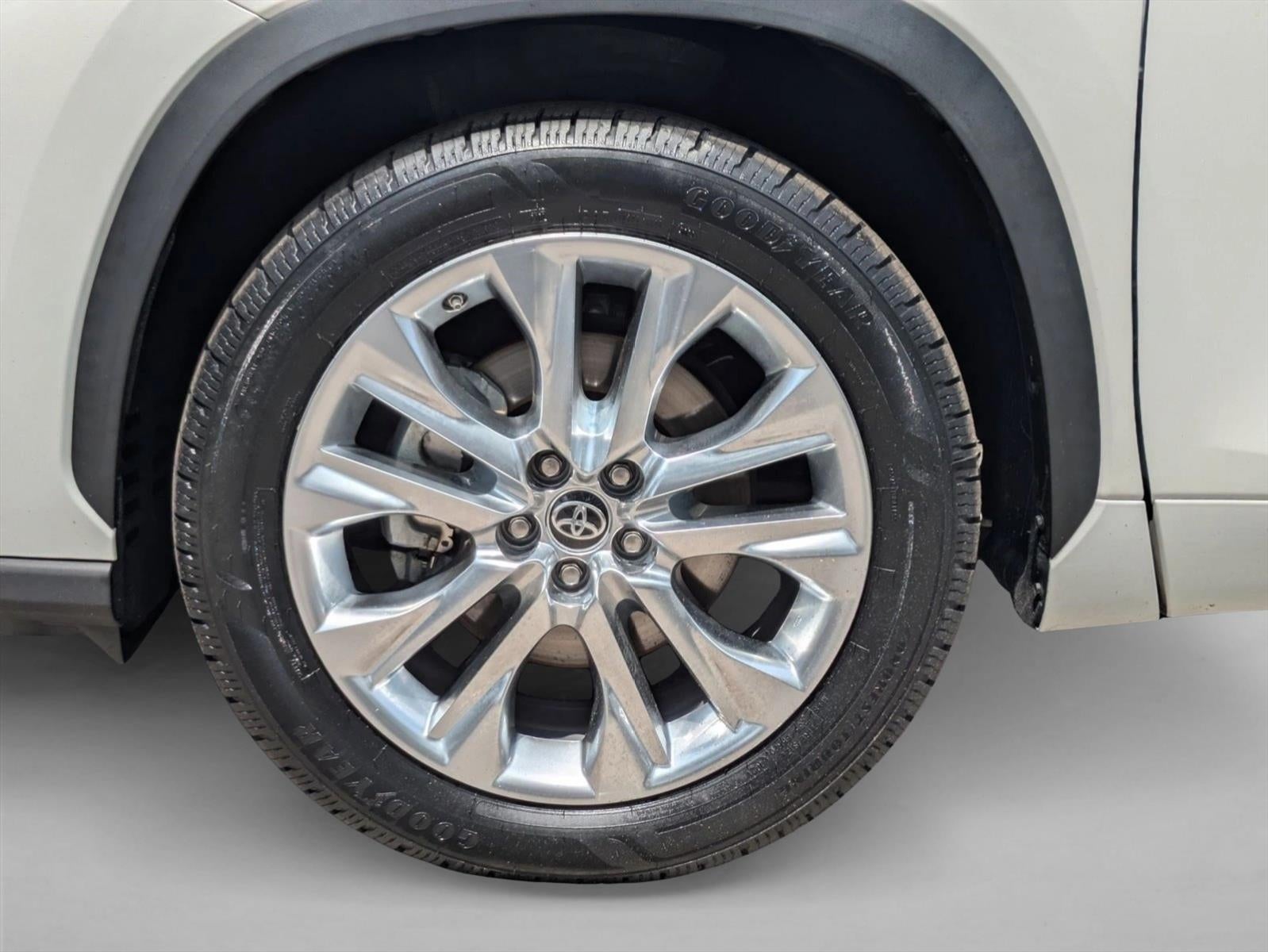 2021 Toyota Highlander Limited FWD (GS)