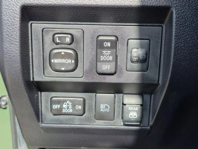 2021 Toyota Tundra 4WD 4WD SR5 CrewMax 5.5' Bed 5.7L (Natl)