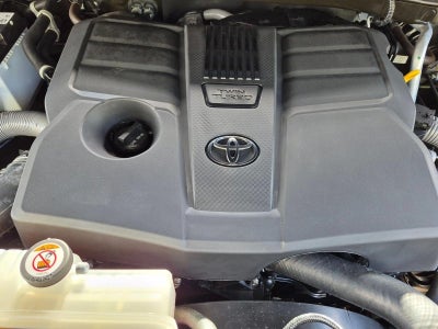 2024 Toyota Tundra 4WD 4WD Platinum CrewMax 5.5' Bed (Natl)
