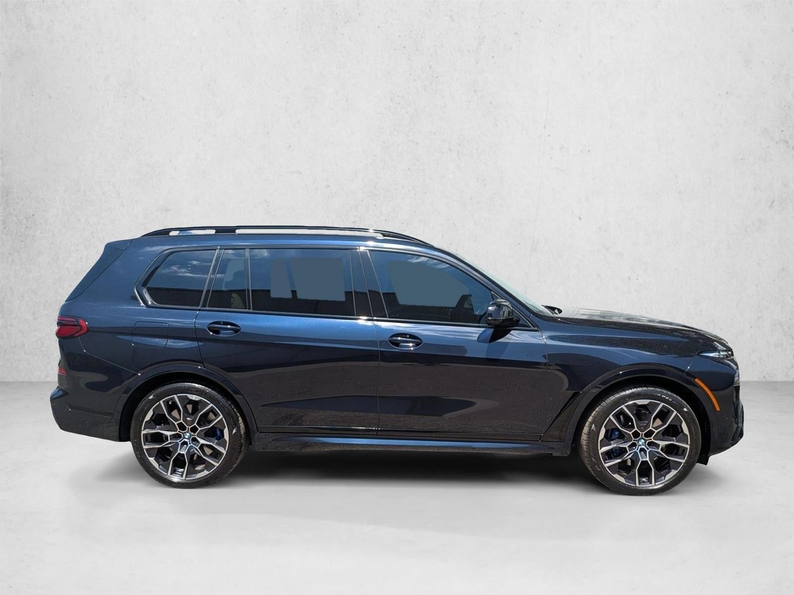 2025 BMW X7 M60i Sports Activity Vehicle