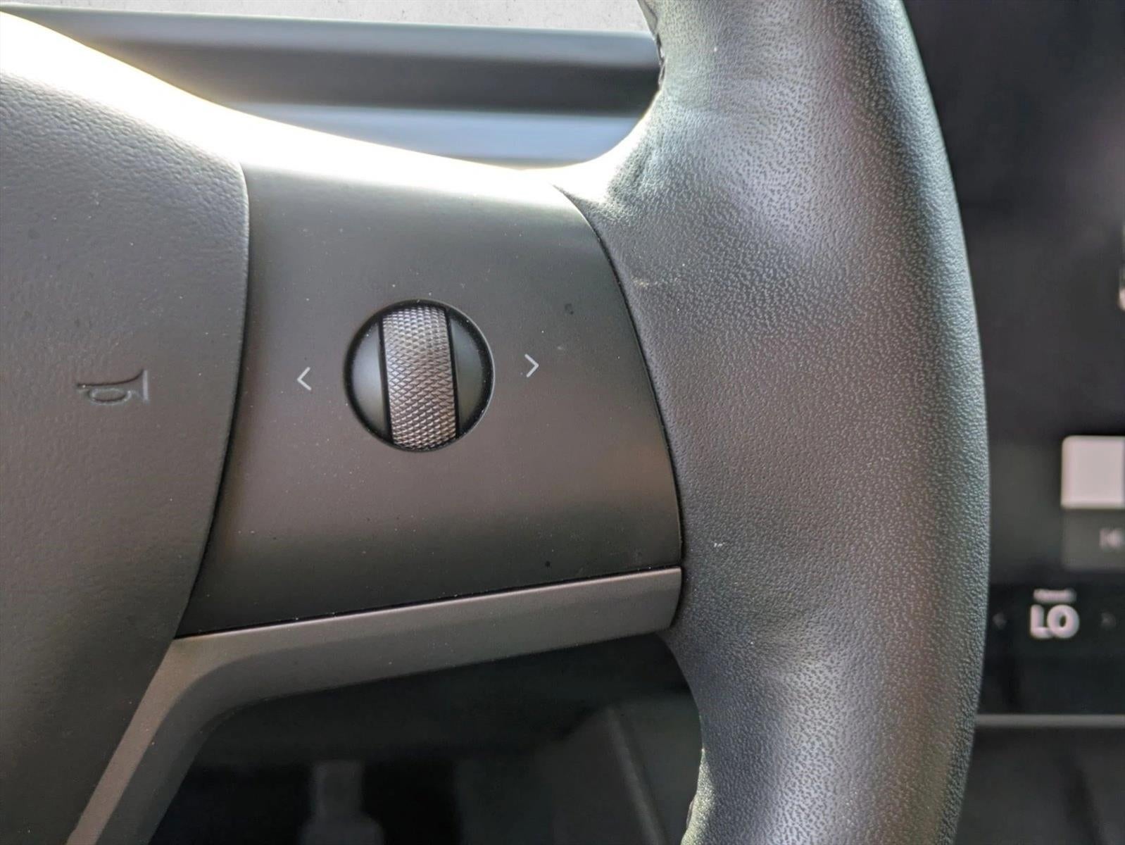 2022 Tesla Model 3 RWD