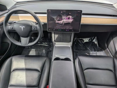2022 Tesla Model 3 RWD