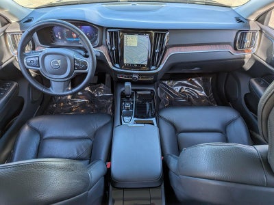 2023 Volvo S60 Recharge Plug-In Hybrid T8 eAWD PHEV Plus Dark Theme