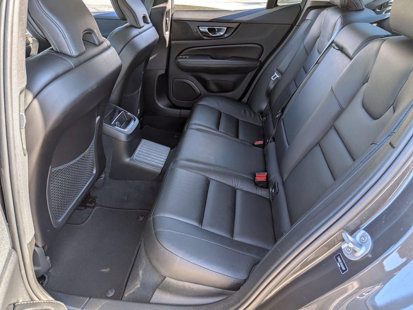 2023 Volvo S60 Recharge Plug-In Hybrid T8 eAWD PHEV Plus Dark Theme