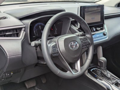 2025 Toyota Corolla Cross XLE 2WD (Natl)