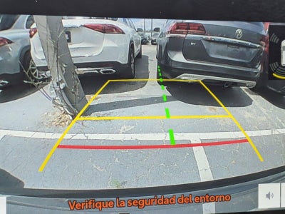 2025 Toyota Corolla Cross XLE 2WD (Natl)