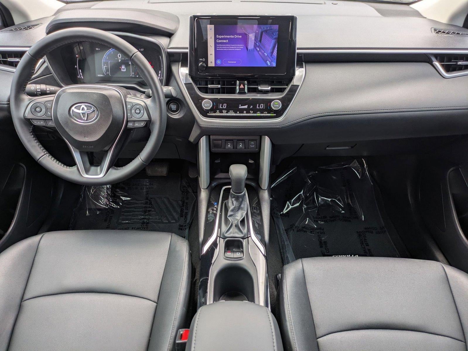 2025 Toyota Corolla Cross XLE 2WD (Natl)