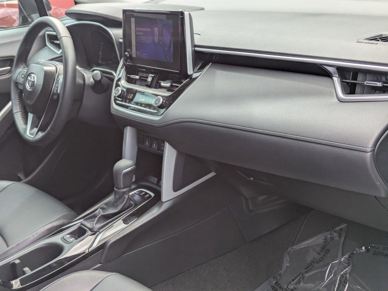 2025 Toyota Corolla Cross XLE 2WD (Natl)