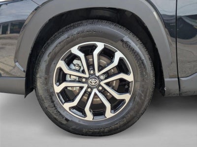 2023 Toyota Corolla Cross Hybrid SE 4WD (Natl)