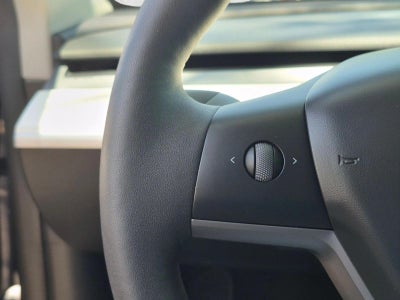 2025 Tesla Model Y Long Range RWD *Ltd Avail*
