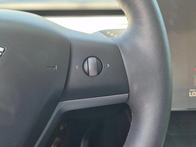 2025 Tesla Model Y Long Range RWD *Ltd Avail*