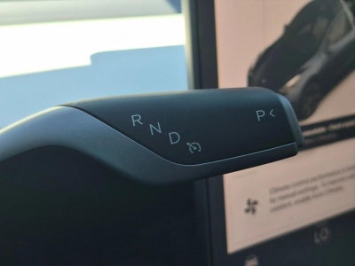 2025 Tesla Model Y Long Range RWD *Ltd Avail*