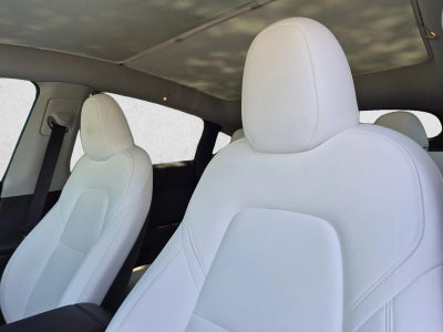 2025 Tesla Model Y Long Range RWD *Ltd Avail*