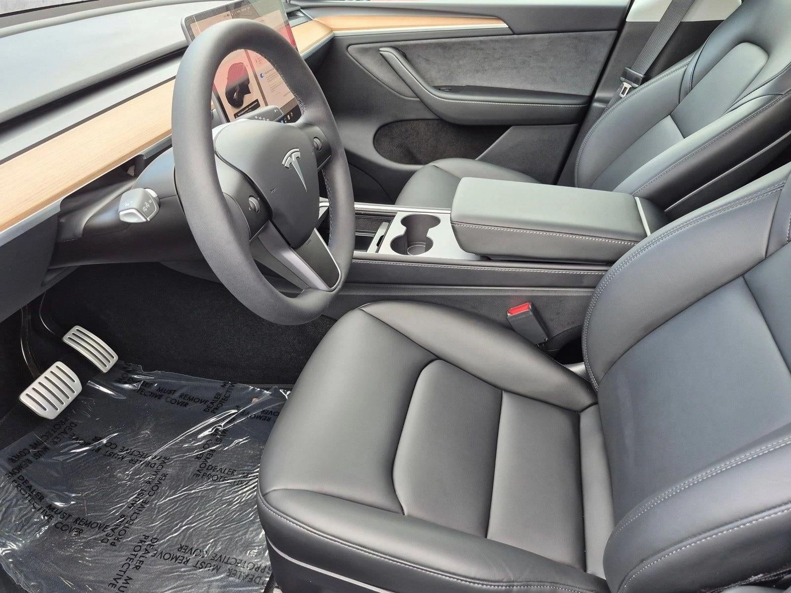 2025 Tesla Model Y Performance AWD *Ltd Avail*