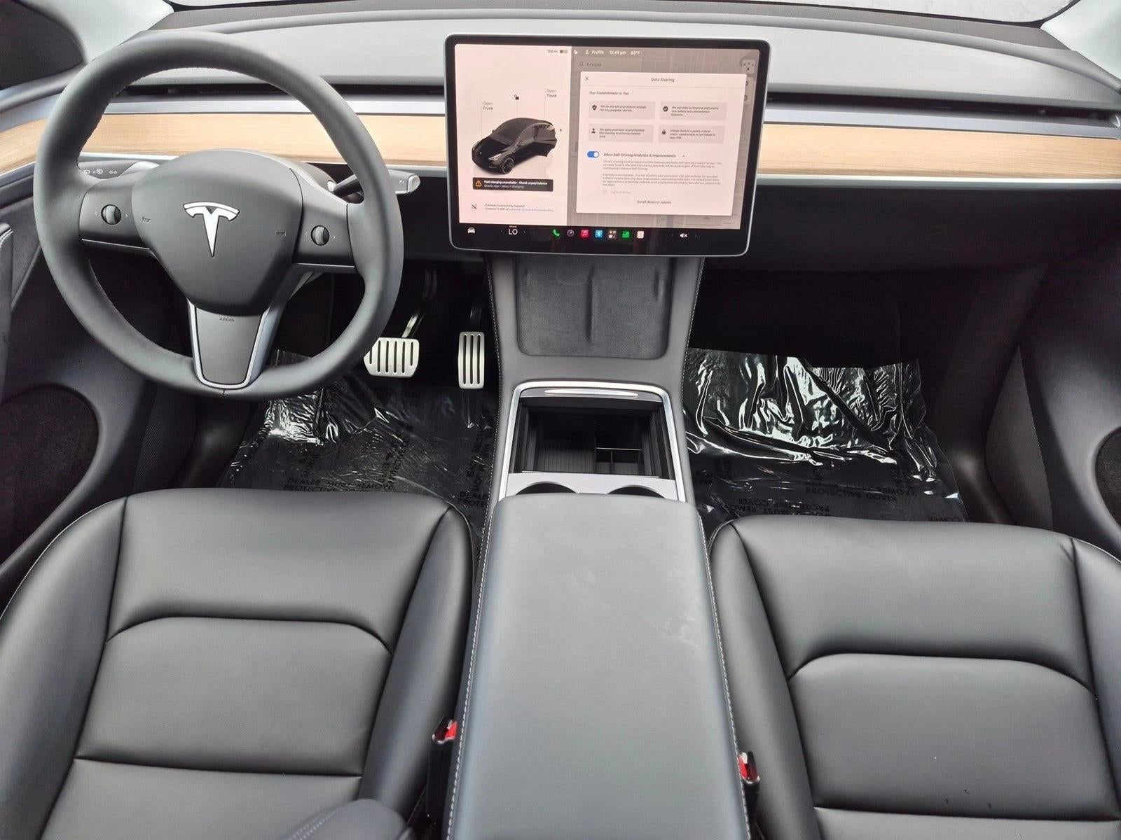 2025 Tesla Model Y Performance AWD *Ltd Avail*