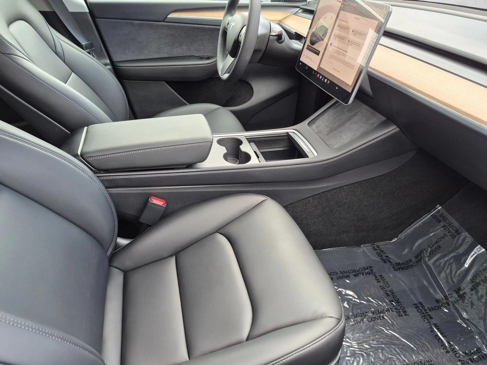 2025 Tesla Model Y Performance AWD *Ltd Avail*