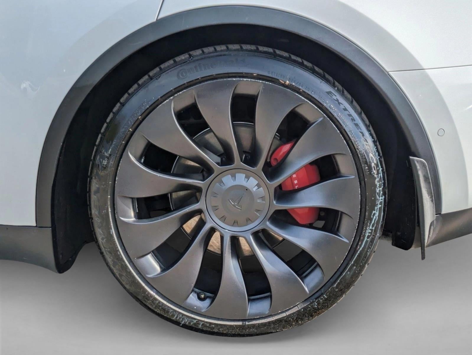 2022 Tesla Model Y Performance AWD