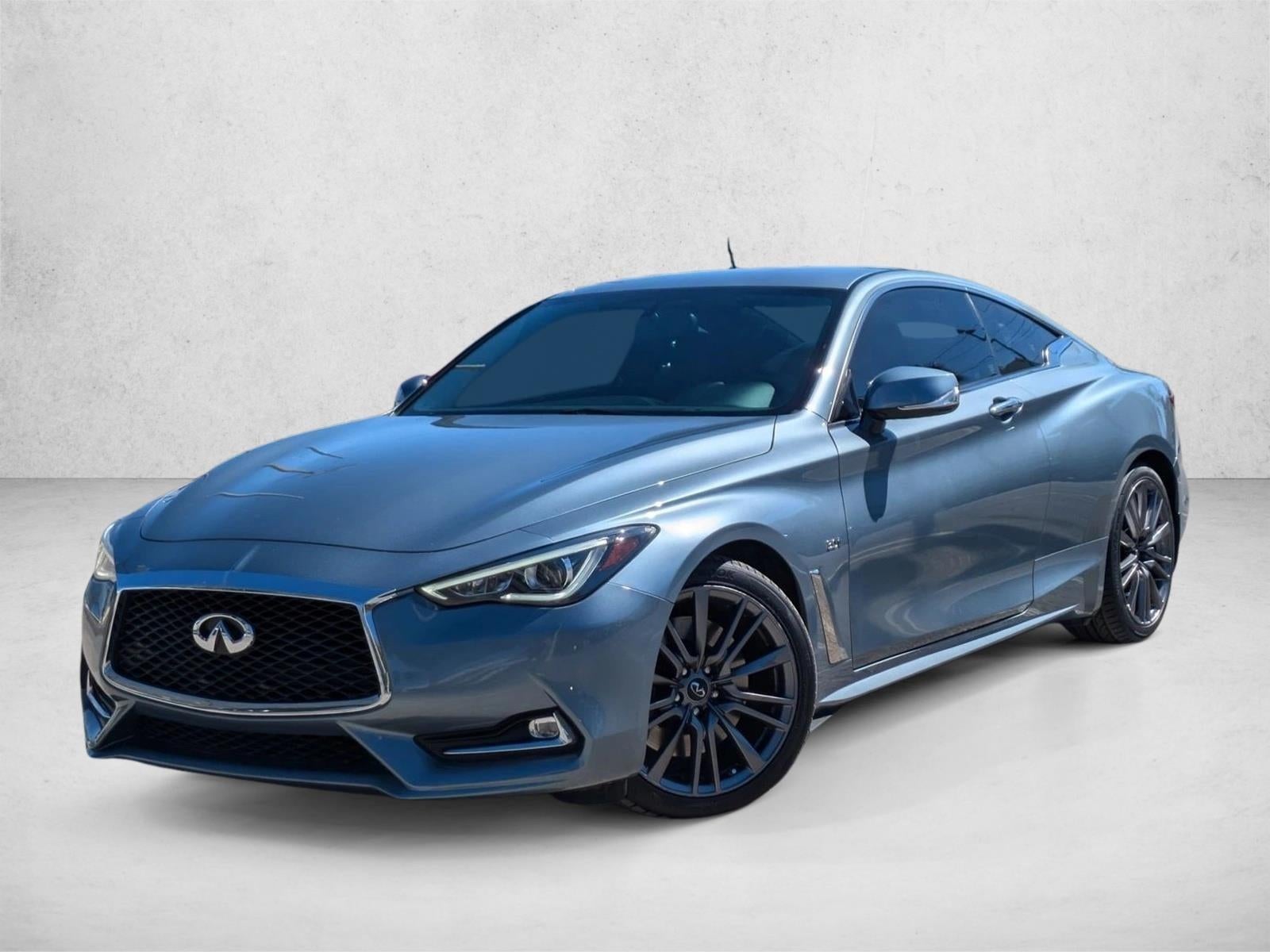 2017 INFINITI Q60 Sport RWD