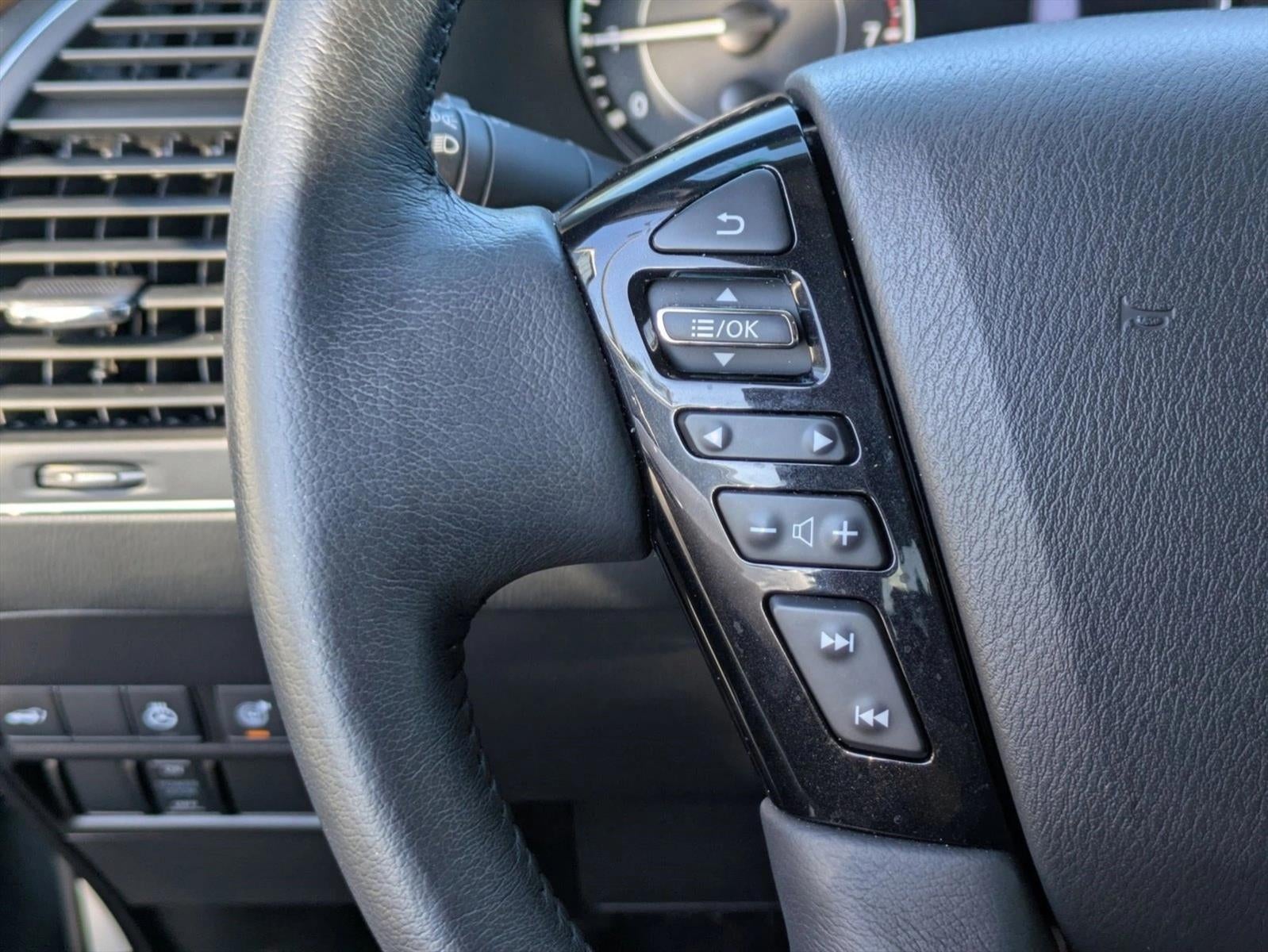 2023 Nissan Armada 4x2 SL