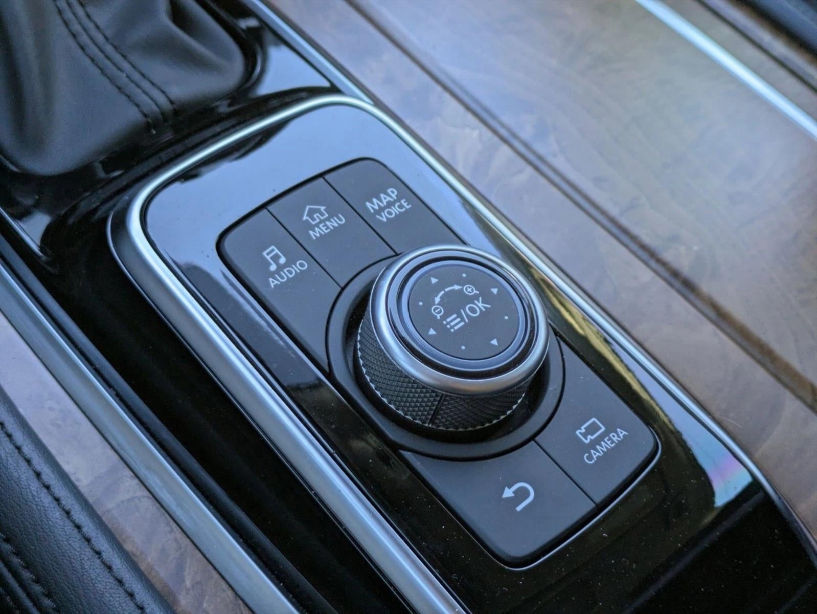 2023 Nissan Armada 4x2 SL